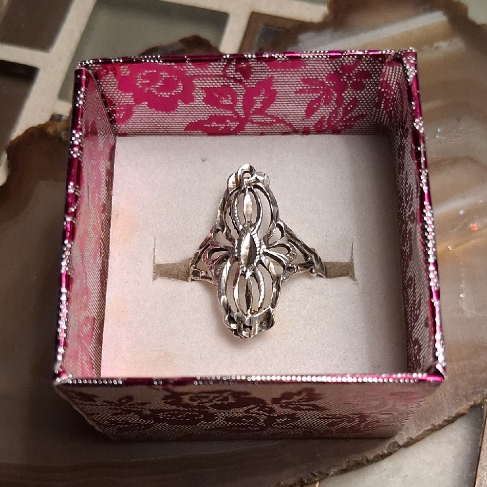 Vintage Silver Ornate Ring